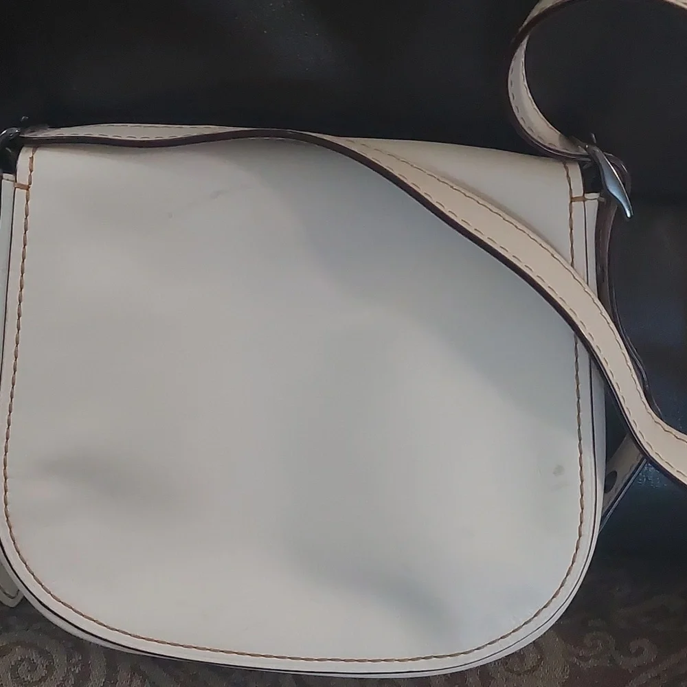 Coach Tea Rose Saddle Bag - Picture 8 of 11